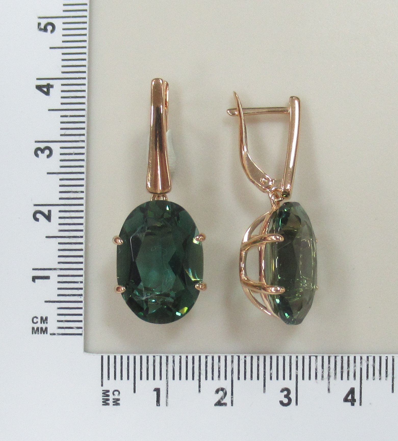 Серебряные серьги с празиолитами